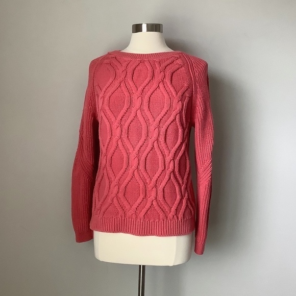 Chunky Cable Knit Sweater Coral Coast Salmon with FLAW - Picture 4 of 14